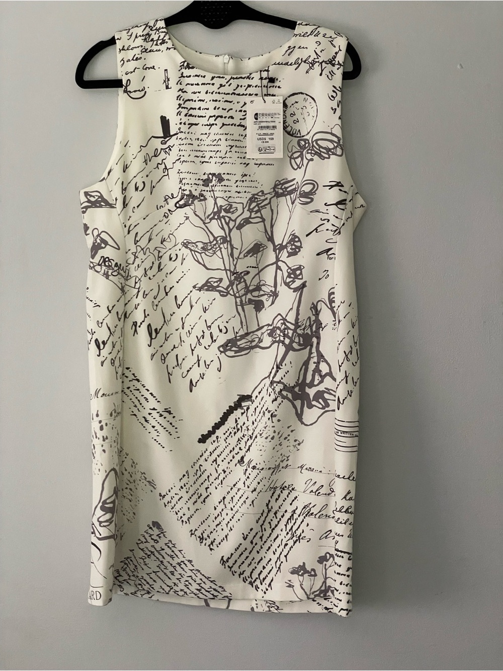 Mi White and Black Script Print Sleeveless Top